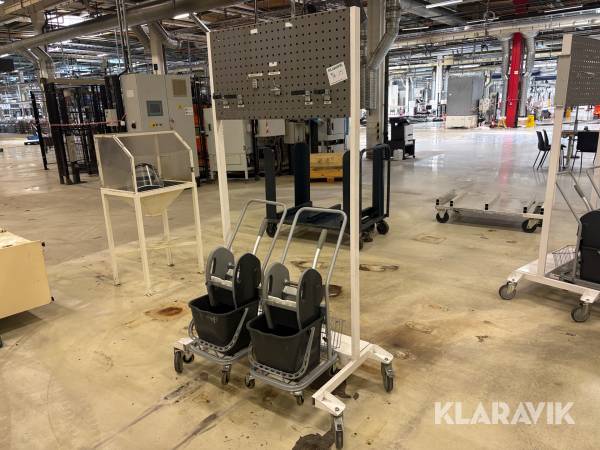 Verktygstavla på hjul
