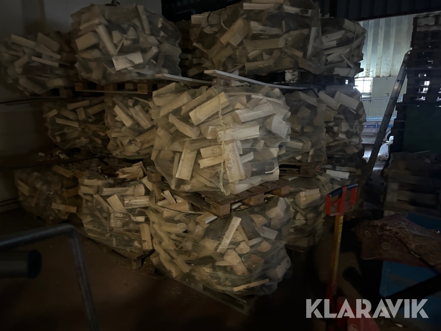 Gran ved 20 pall 30 cm