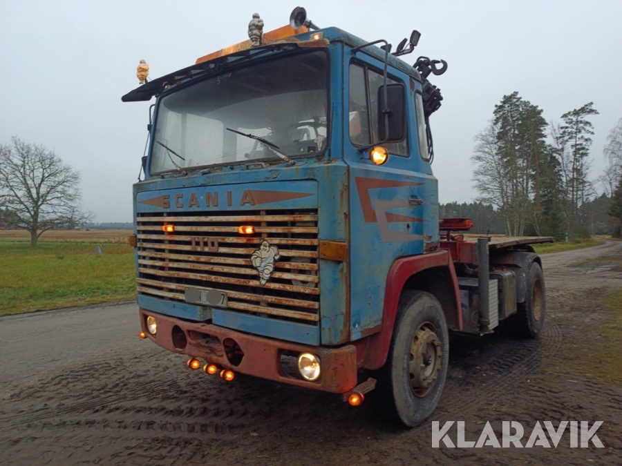 Veteranlastbil Scania LB110S OMB BIL med kran Traktorregistrerad