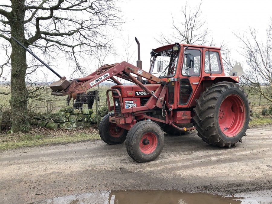 Traktor Volvo BM 220 -81