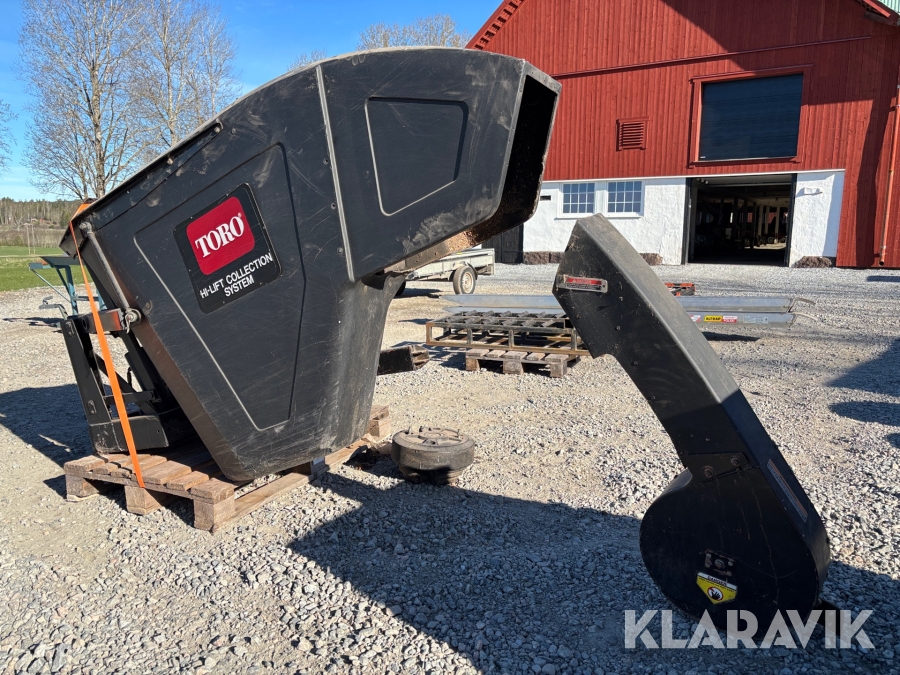 Lövuppsamlare Toro med hydraulisk tipp