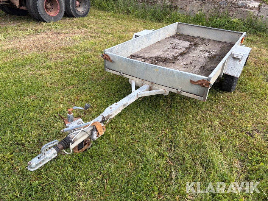Personbilssläp OK-BIVA 950 kg