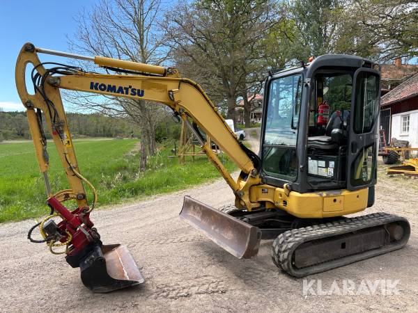Grävmaskin Komatsu PC35MR-3 med skopa