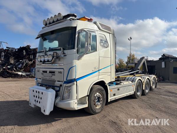 Lastväxlare Volvo FH540 plogutrustad