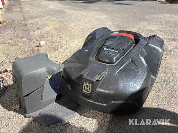 Robotgräsklippare Husqvarna AutoMower 420 med laddstation