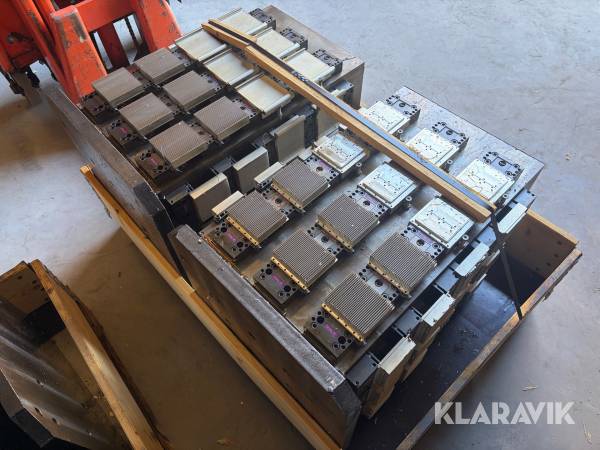 Spännfixturer till CNC-maskin Triag 2st
