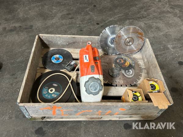 Kap/slipskivor & vattentank Tyrolit / Ironside / Husqvarna