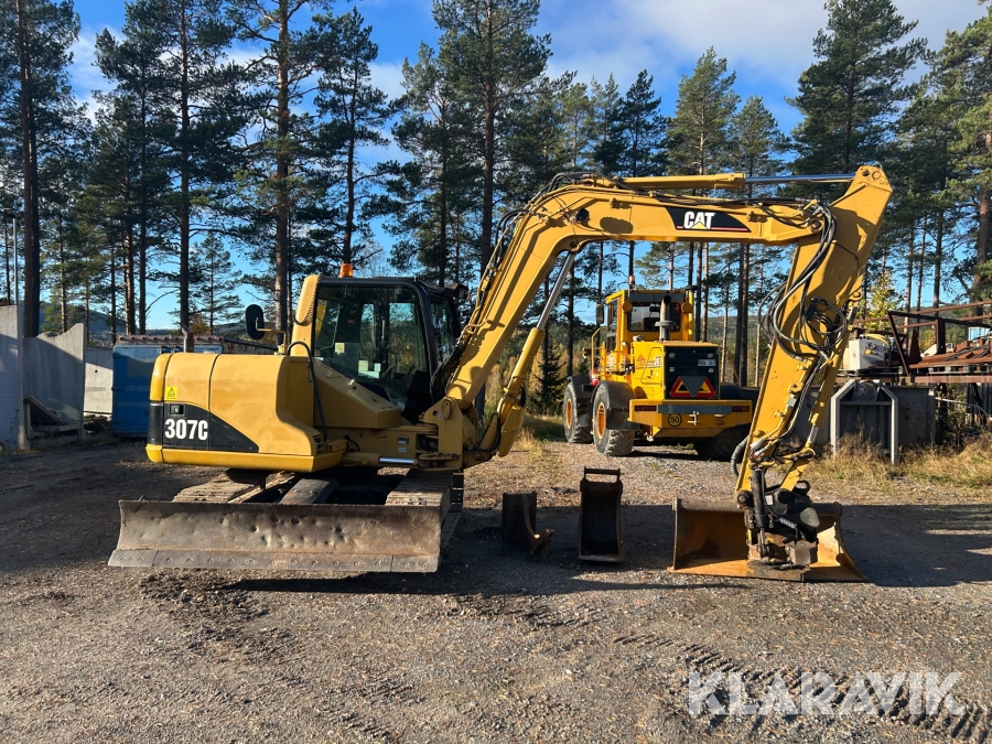Grävmaskin CAT 307C med redskap