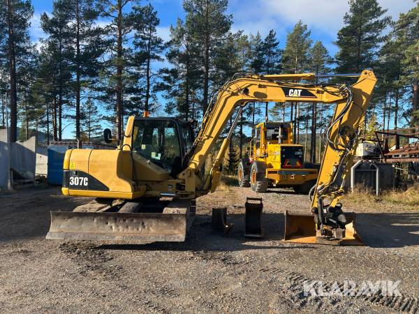 Grävmaskin CAT 307C med redskap