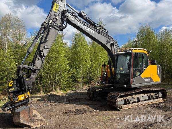 Grävmaskin Volvo EC140 EL med tiltrotator och skopa