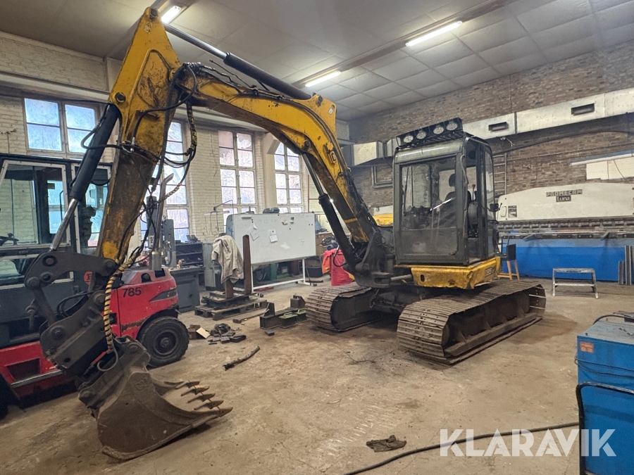 Bandgrävare JCB 85 Z-1 med skopor