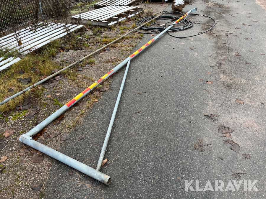 Vägbom 3m till 5,50m