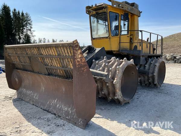 Kompaktor Bomag BC 601 RB