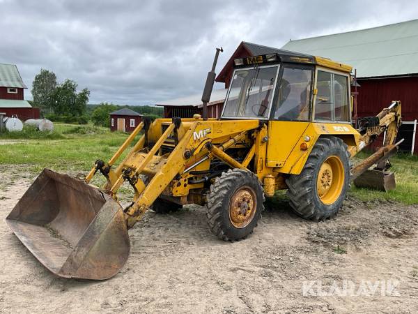 Traktorgrävare Massey Ferguson 50B med 3st redskap