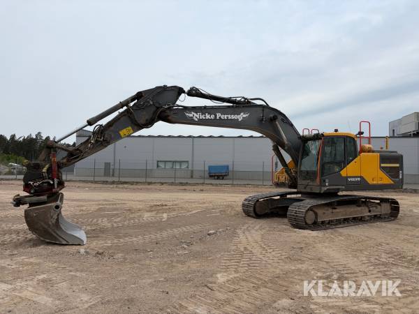 Grävmaskin Volvo EC250ENL med redskap