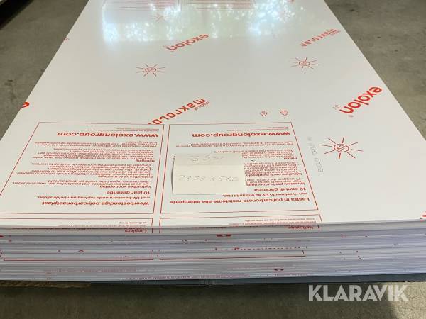 Polykarbonatskivor Makrolon 2838x580x3mm 35st