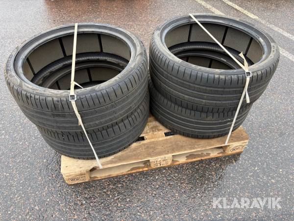 Sommardäck 4 st Pirelli P Zero 275/35R22