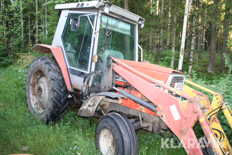 Traktor Massey Ferguson 3060 2wd med lastare