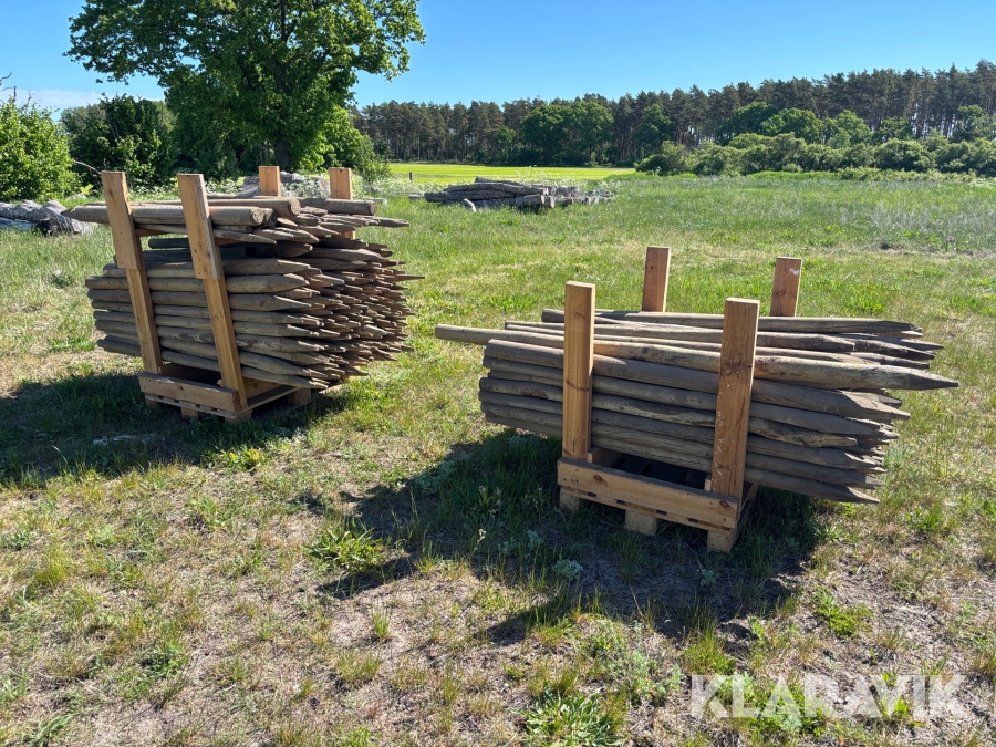 Tryckimpregnerade stolpar ca 300st