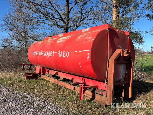 Vattentank på lastväxlarram