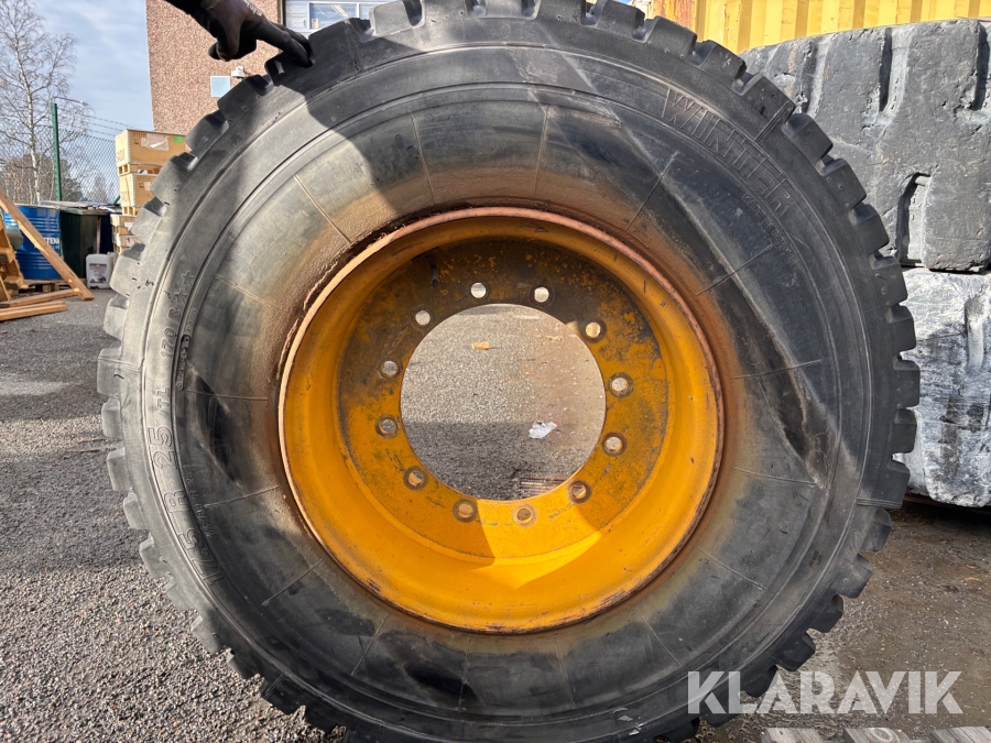 Entreprenaddäck Rodos Winter 1st