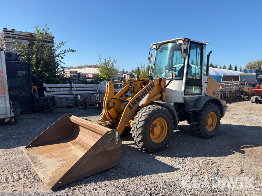 Hjullastare Liebherr L507 med redskap