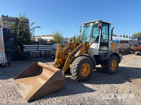 Hjullastare Liebherr L507 med redskap