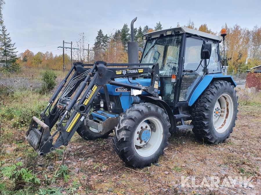 Traktor Ford 5030 med frontlastare