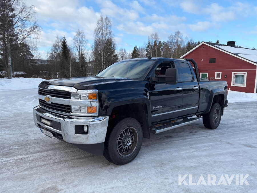 Pickup Chevrolet Silverado 2500 HD Dubbelhytt 6.6 V8 4WD Automatisk