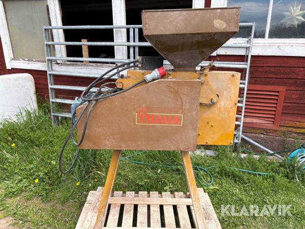 Spannmålskross Trava