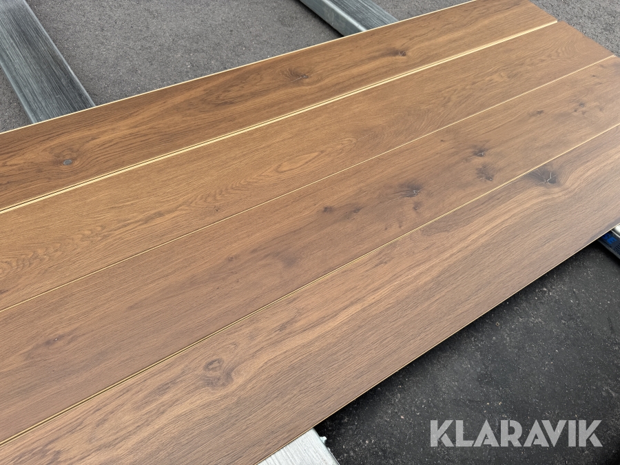 Klickgolv Välinge Woodura Härdad Ek Hard Smoked,  5G, XL, 1-stav 87 kvm