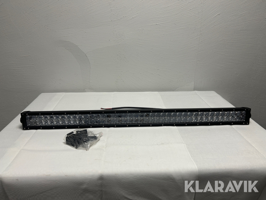 Ledramp Prismaled 240W rak med 4D COMBO LINS