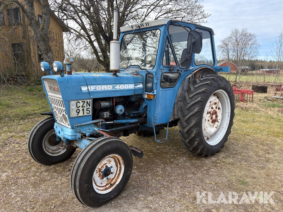 Traktor Ford 4000
