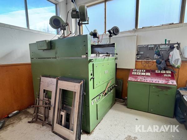 Vacuumformningsmaskin för plast iLLiG UA100EDCG