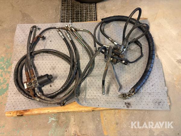 Hydraulslang och block