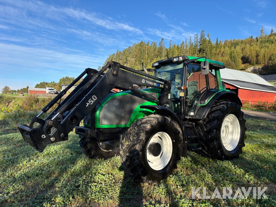 Traktor Valtra T151E