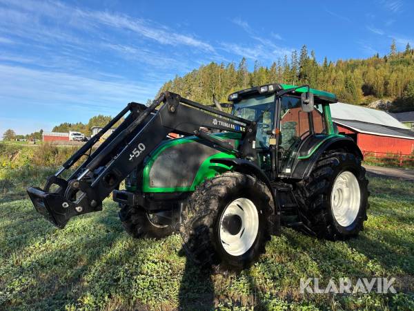 Traktor Valtra T151E