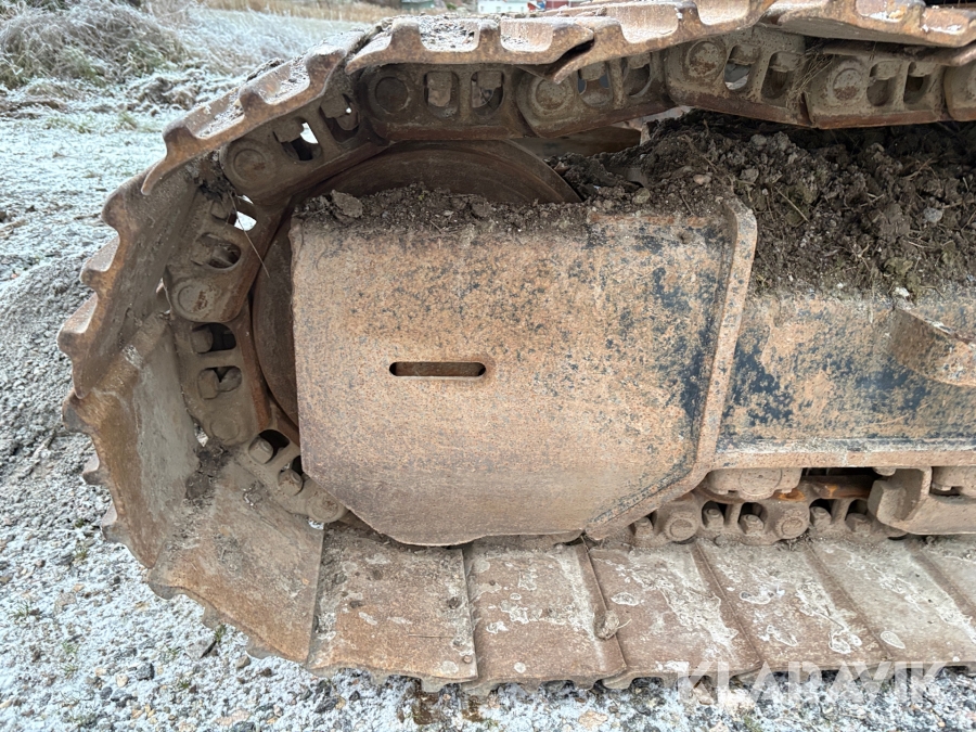 Grävmaskin Hitachi ZX225 USLC-6 med redskap