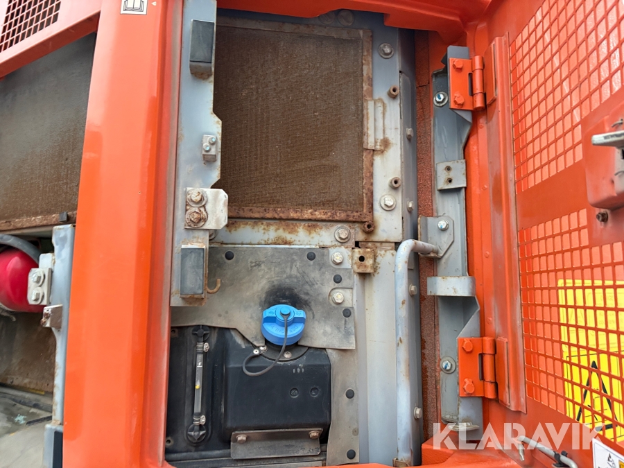 Grävmaskin Hitachi ZX225 USLC-6 med redskap