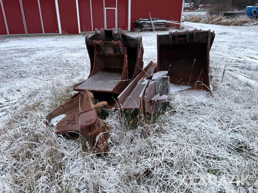 Grävmaskin Hitachi ZX225 USLC-6 med redskap