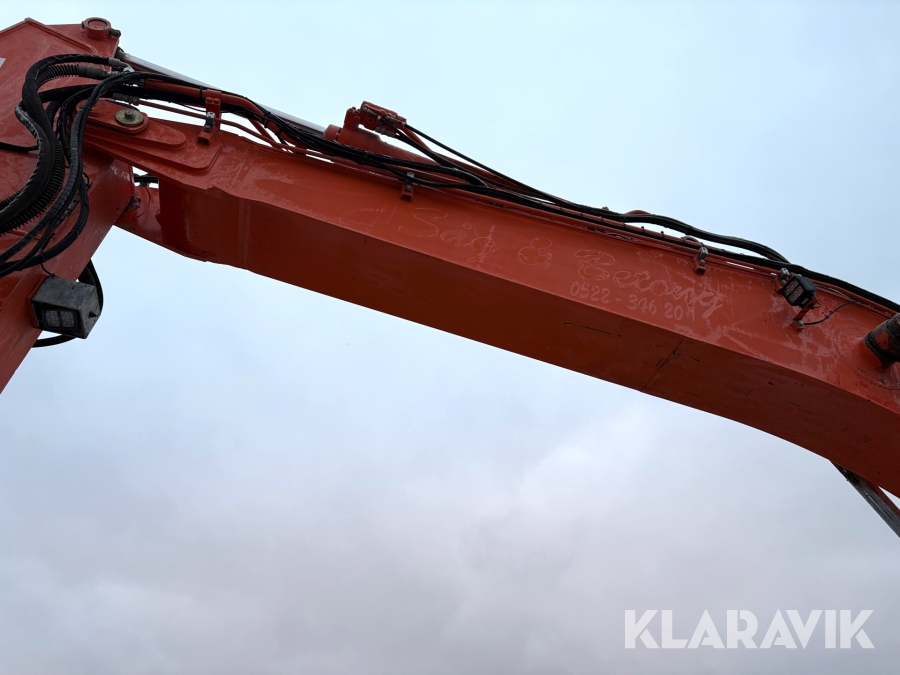 Grävmaskin Hitachi ZX225 USLC-6 med redskap