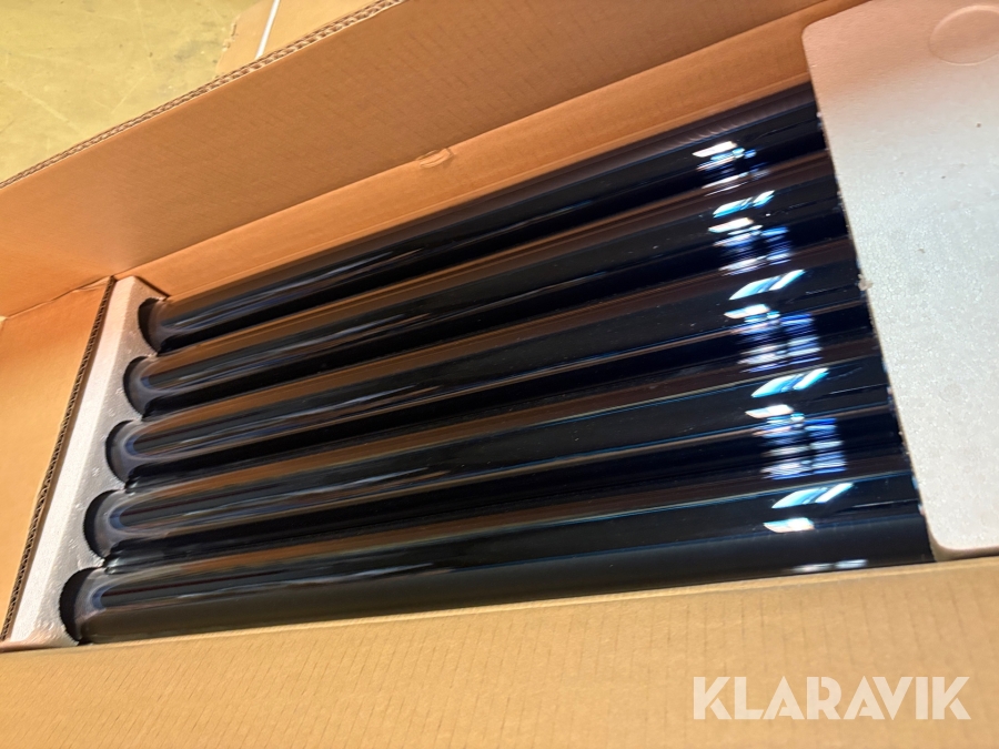 Solfångare med pumpgrupp och styrning