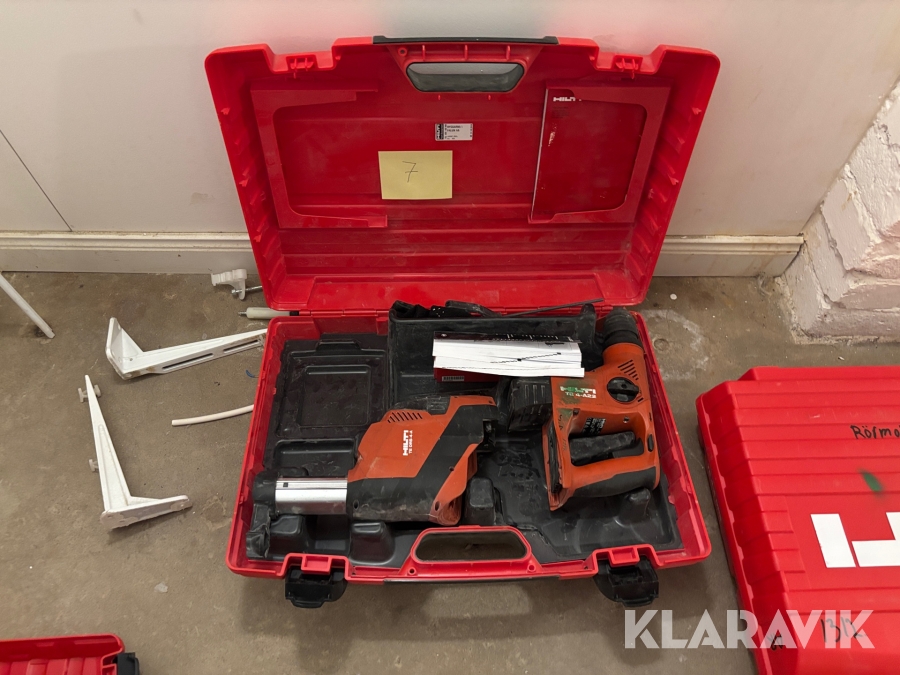 Borrhammare Hilti TE 4-A22 med dammsugare