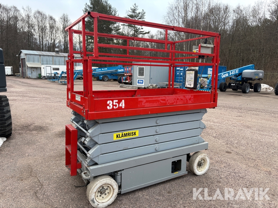Saxlift Skyjack SJ 4832 nya batterier