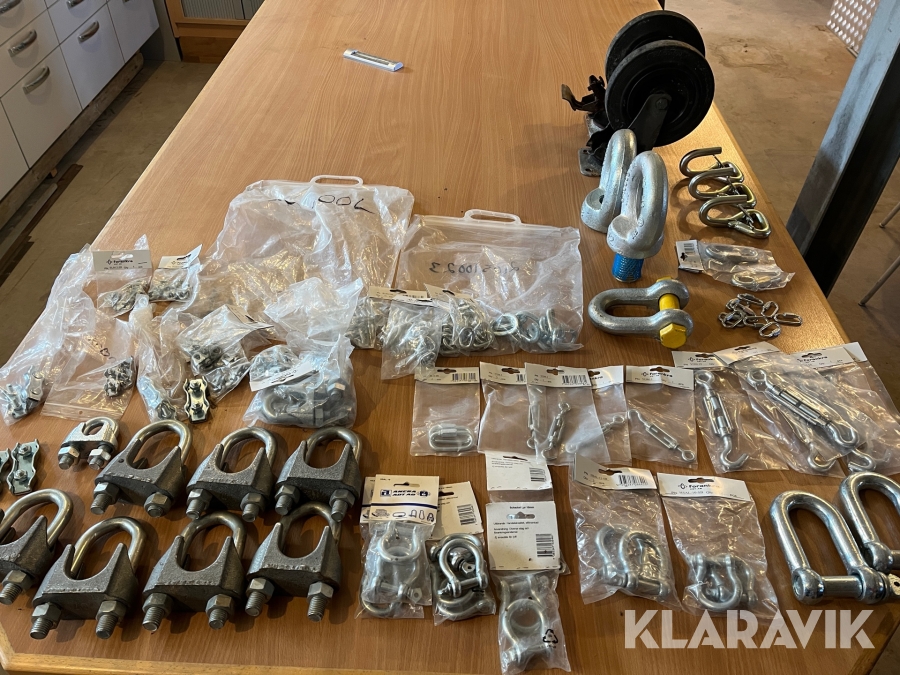 Diverse lyftöglor & Schackel Forankra med mera