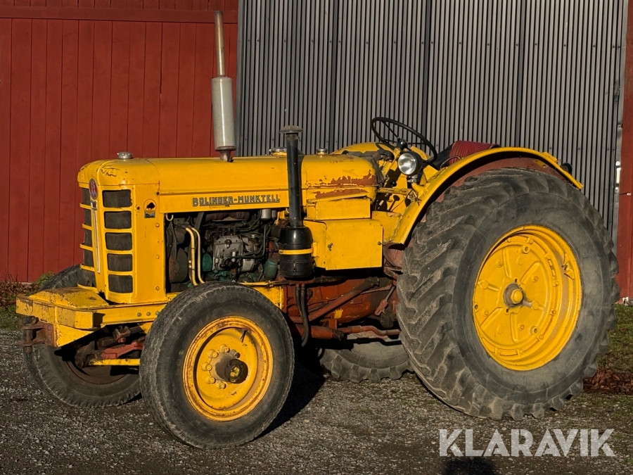 Veterantraktor Bolinder-Munktell BM 470 Bison