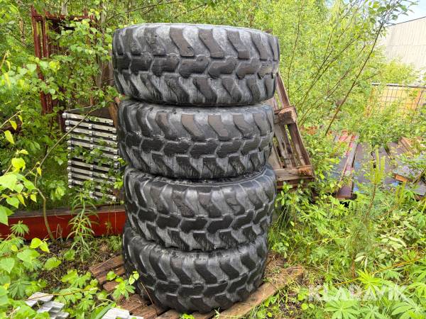 Däck med fälg Mitas Radial 405/70R18 4st