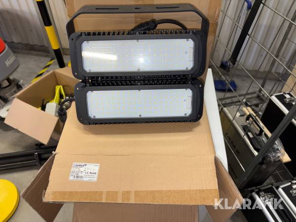 LED-armaturer Amiga FLEX 150W 3st