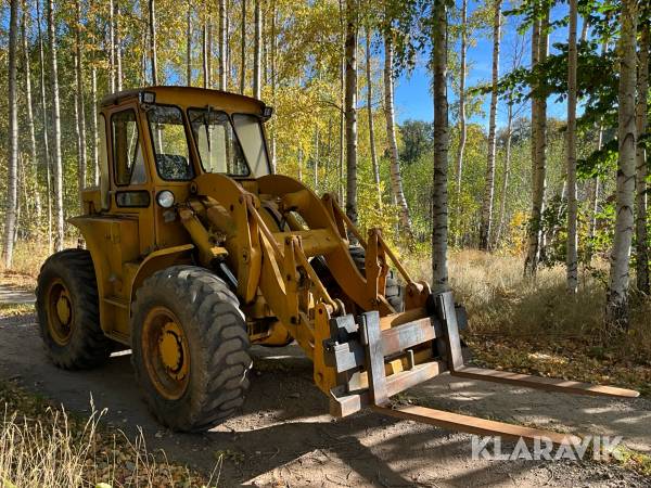 Hjullastare CAT 922B med 3st redskap