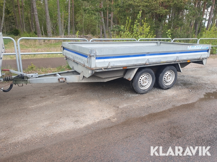 Personbilssläp Thule Boggisläp